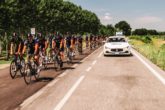 Maserati ospita la Parigi-Modena, il tour ciclistico a sfondo benefico