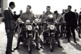 Fabio Taglioni, Giorgio Monetti e Leopoldo Tartarini, sulle Ducati 175 T, alla partenza del giro del mondo il 30:09:1957 - (Archivio personale Monetti)