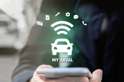 Arval Italia con hlpy per offrire assistenza stradale con esperienza 100% digitale
