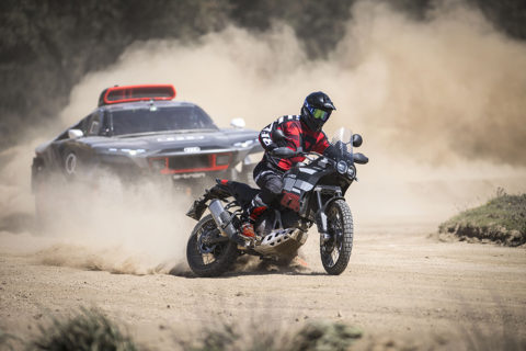 Ducati DesertX e Audi RS Q e-tron, spettacolo off-road in Sardegna. 5