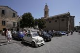 Albenga invasa dalle Fiat 500 per la giornata conclusiva del 39° meeting internazionale Fiat 500 Storiche