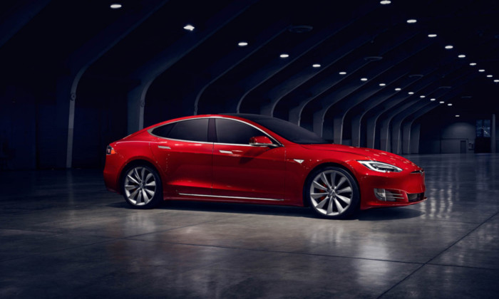 Tesla Model S - Entro il 2017 le prime carrozzerie del marchio americano