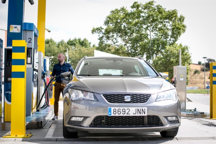 Viaggiare con Seat a metano, 1000 euro l'anno di risparmio sul diesel