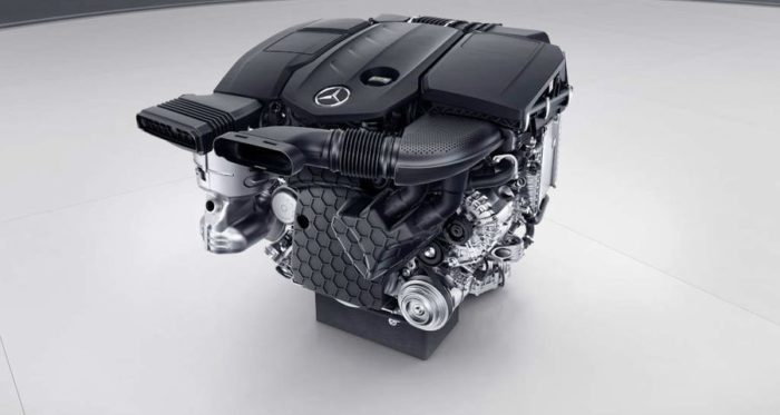 Mercedes, nuovo motore diesel plug-in. Consumi dimezzati