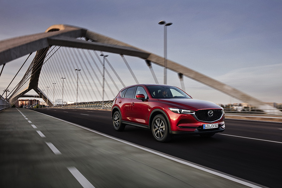 All-new-CX-5_BCN-2017_Action_02
