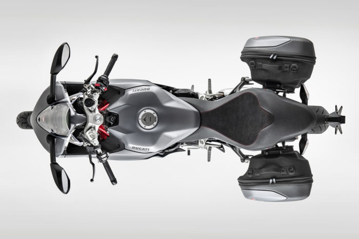 Ducati SuperSport, nuove carene Titanium Grey