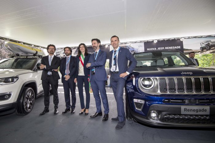 Le autorità visitano gli stand FCA al Salone dell’Auto di Torino - Jeep