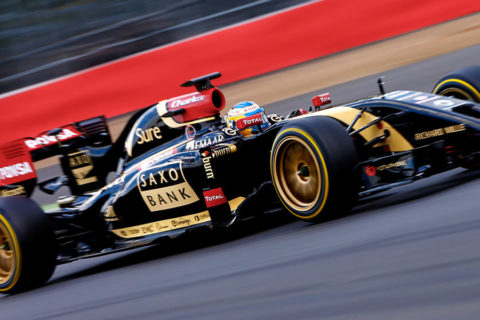 Lotus E22 con pneumatici da 18 pollici - guida Charles Pic - Silverstone 2014