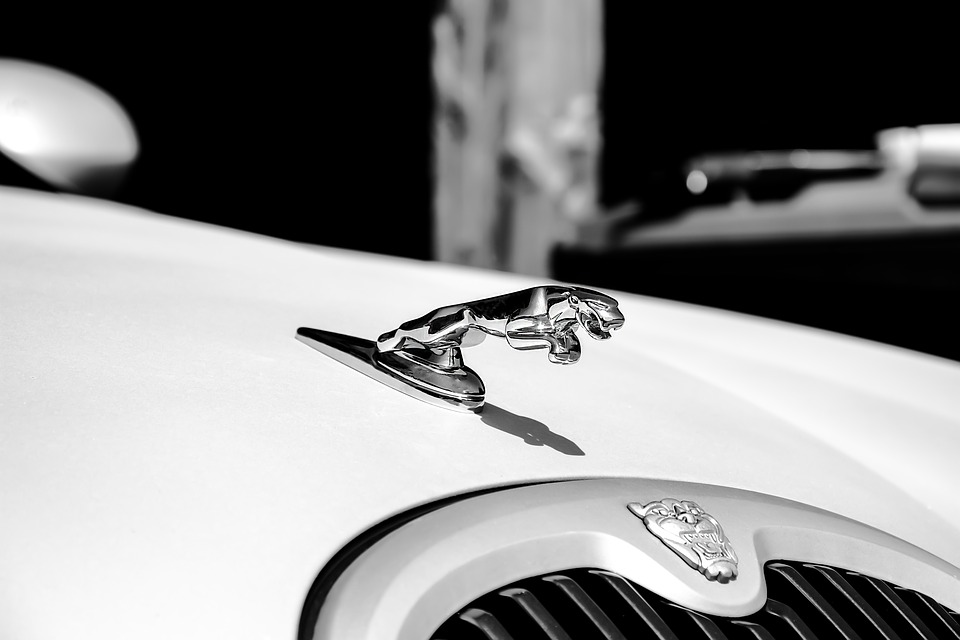 Jaguar E-Type Zero, la più bella elettrica al mondo?