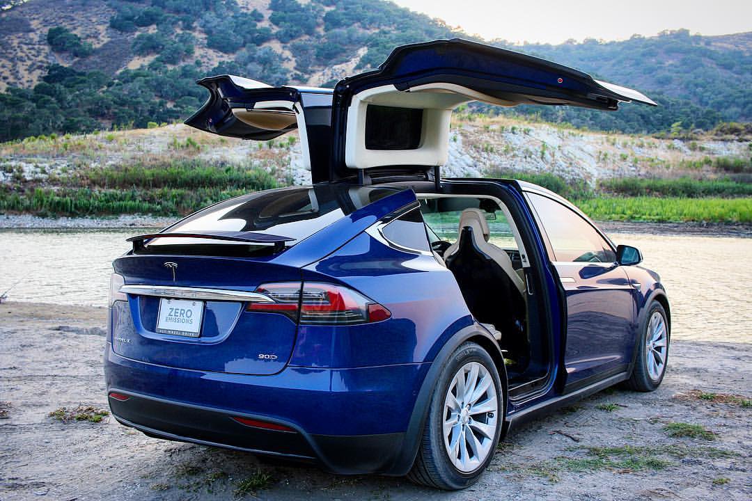 Tesla Model X: caratteristiche e lancio in Italia