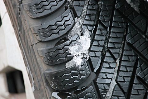 incidente senza pneumatici da neve