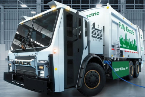 Mack LR BEV - camion elettrico per la raccolta dei rifiuti 1