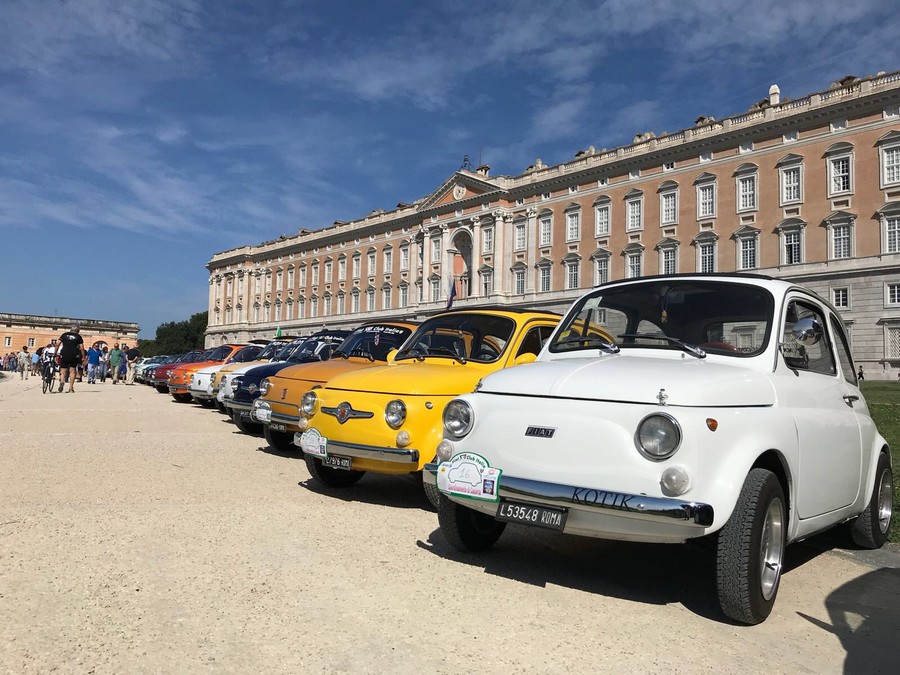 Raduno Nazionale Fiat 500 storiche a Caserta il 22 e il 23 giugno 2019 1