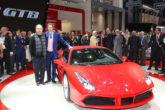 Ferrari 488 GTB al Salone di GInevra con Sergio Marchionne e John Elkann