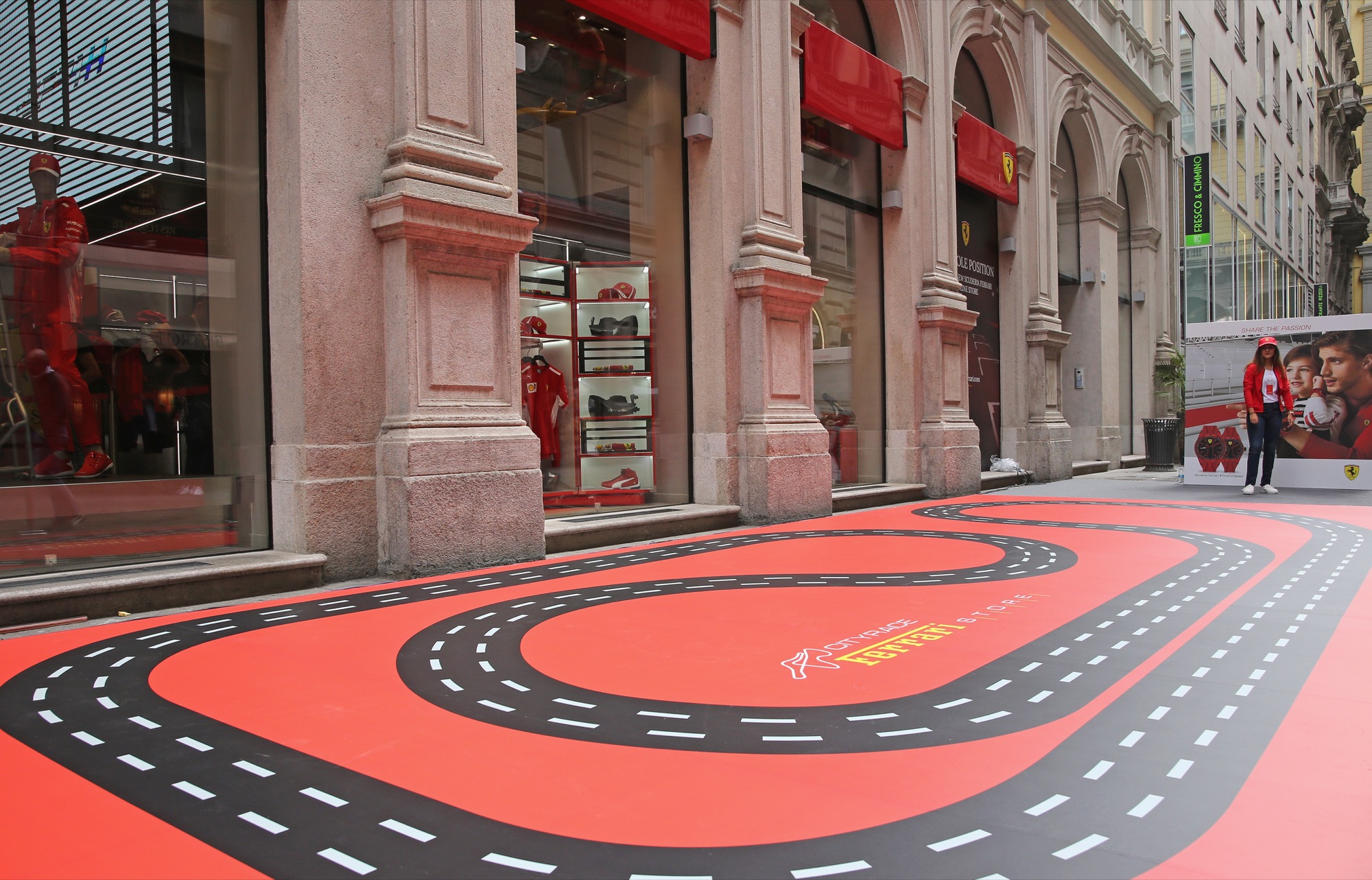 Ferrari Cityrace presso Ferrari Store Milano