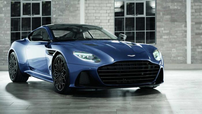 Aston Martin, la DBS Superleggera disegnata dallo 007 Daniel Craig 2