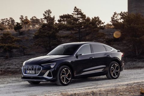 Audi e-tron Sportback, elettrica con i fari Digital Matrix