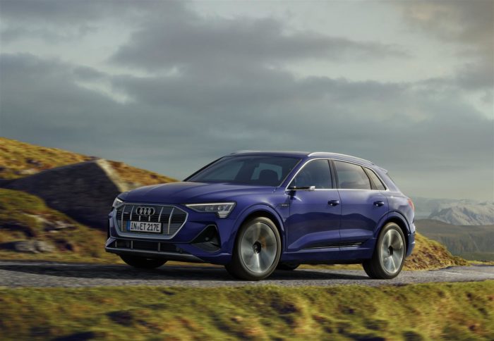 Audi e-tron, aggiornamento per l'elettrica, guadagna 25 km di autonomia 2