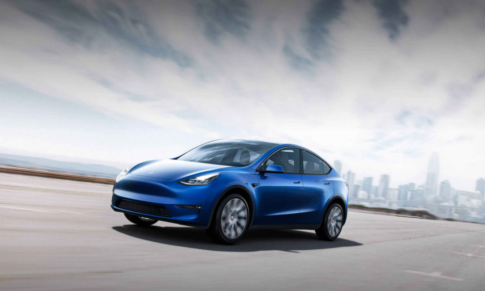 Tesla apre la fabbrica europea in Germania - La prima auto è Model Y