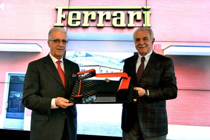 Dentro la Scuderia, il libro di Angelo Castelli sulla vita e il lavoro in Ferrari 2
