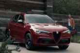Alfa Romeo Stelvio 2020, con Alexander Skarsgard, nuovo video