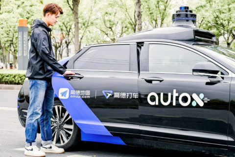 AutoX RoboTaxi - Guida autonoma a Shanghai 1