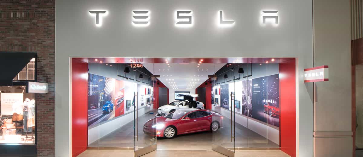 Tesla Store e centri assistenza in Italia