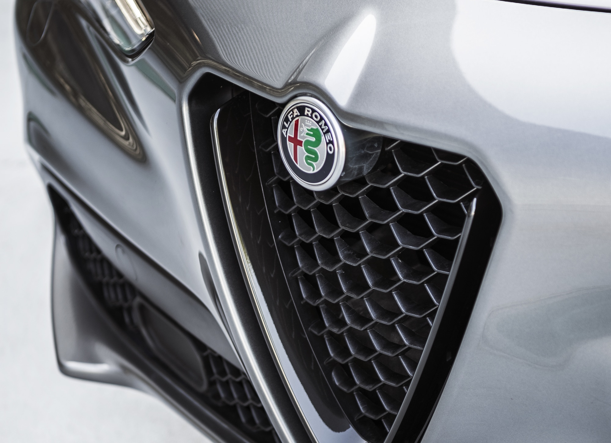 Alfa Romeo scudetto trilobo