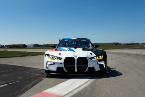 Sta arrivando la BMW M4 GT3 - Il debutto al Nurburgring 2