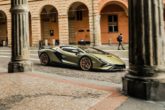 Lamborghini Sián omaggia i portici di Bologna - 10