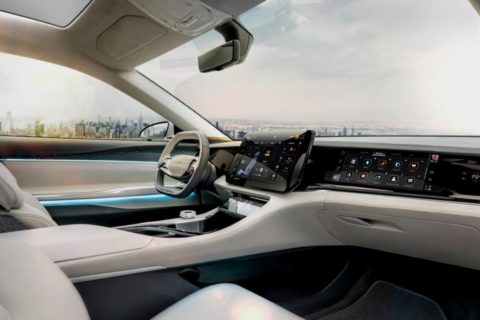 Stellantis accelera sulle auto del futuro con Mobil Drive