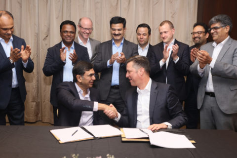 Volkswagen e Mahindra firmano un accordo per sviluppare veicoli elettrici per il mercato indiano