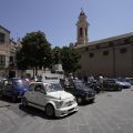 Albenga invasa dalle Fiat 500 per la giornata conclusiva del 39° meeting internazionale Fiat 500 Storiche