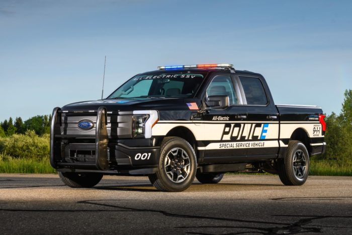 Ford F-150 Lightning Pro SSV, pick-up elettrico anche per la Polizia USA - 1