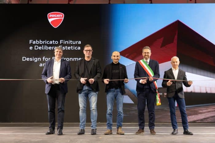 J. Rittersberger, Audi AG CFO, M. Duesmann,AUDI CEO e Presidente  Ducati, C. Domenicali, Ducati CEO, M. Lepore, sindaco di Bologna e G. Fallone, direttore Ducati Infrastructure & EHS 