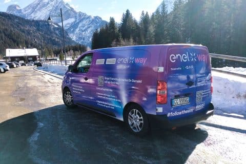 Enel X Way porta la ricarica mobile nelle località sciistiche in collaborazione con E-Gap