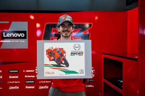 Francobollo speciale per il titolo Ducati nella MotoGP 2022 - 5