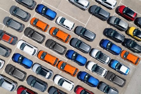 Leggero calo dei prezzi delle auto usate a luglio 2023