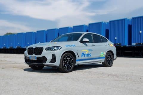 A Roma Eco Race la BMW X4 ibrida trasformata a GPL