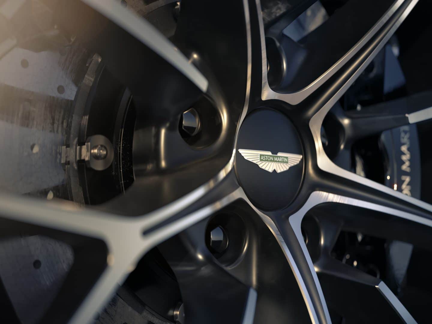 Aston Martin Vantage Roadster 2025 23 1440x1080