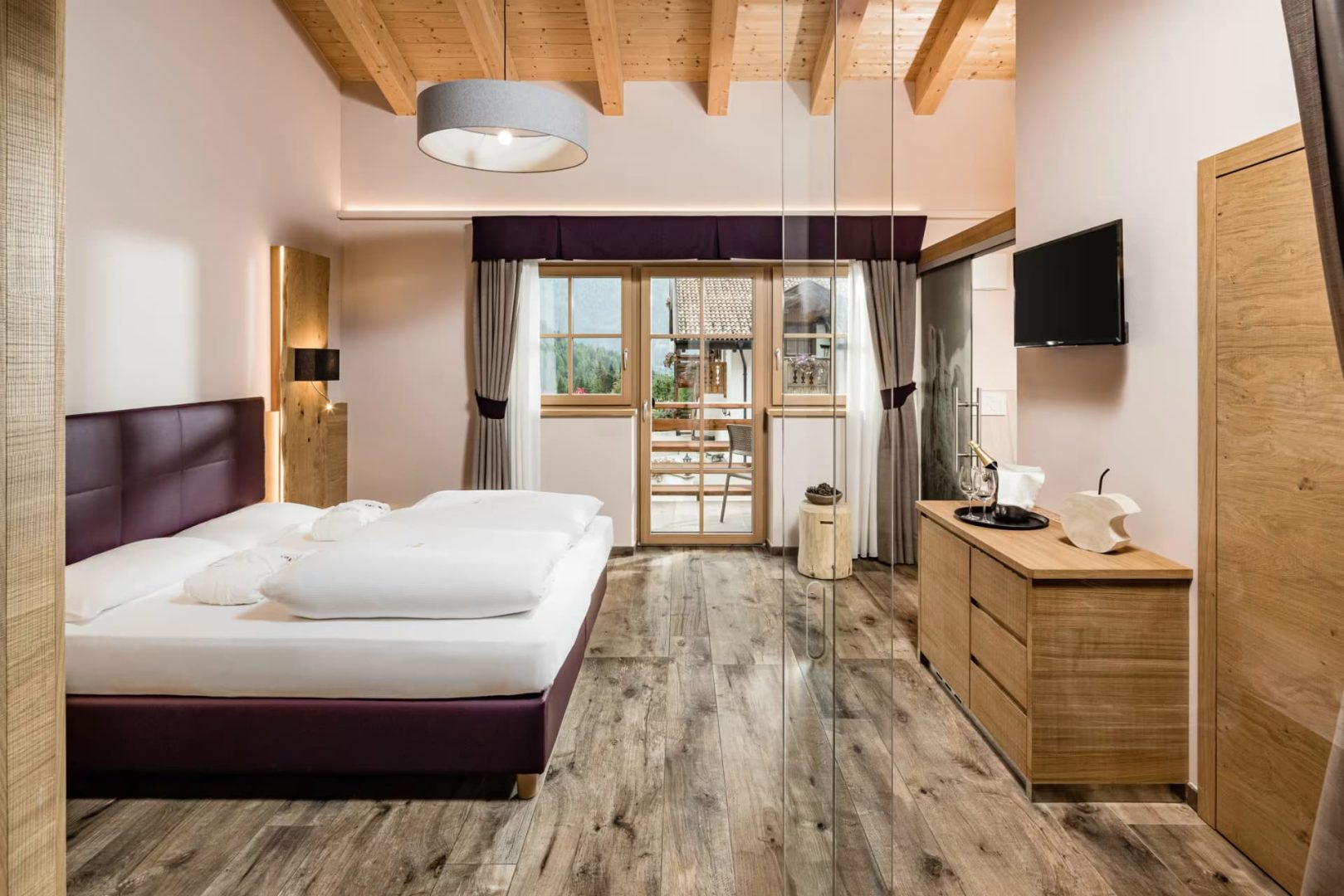 CAMPEGGI.COM 4. Camping Vidor 6 1619x1080