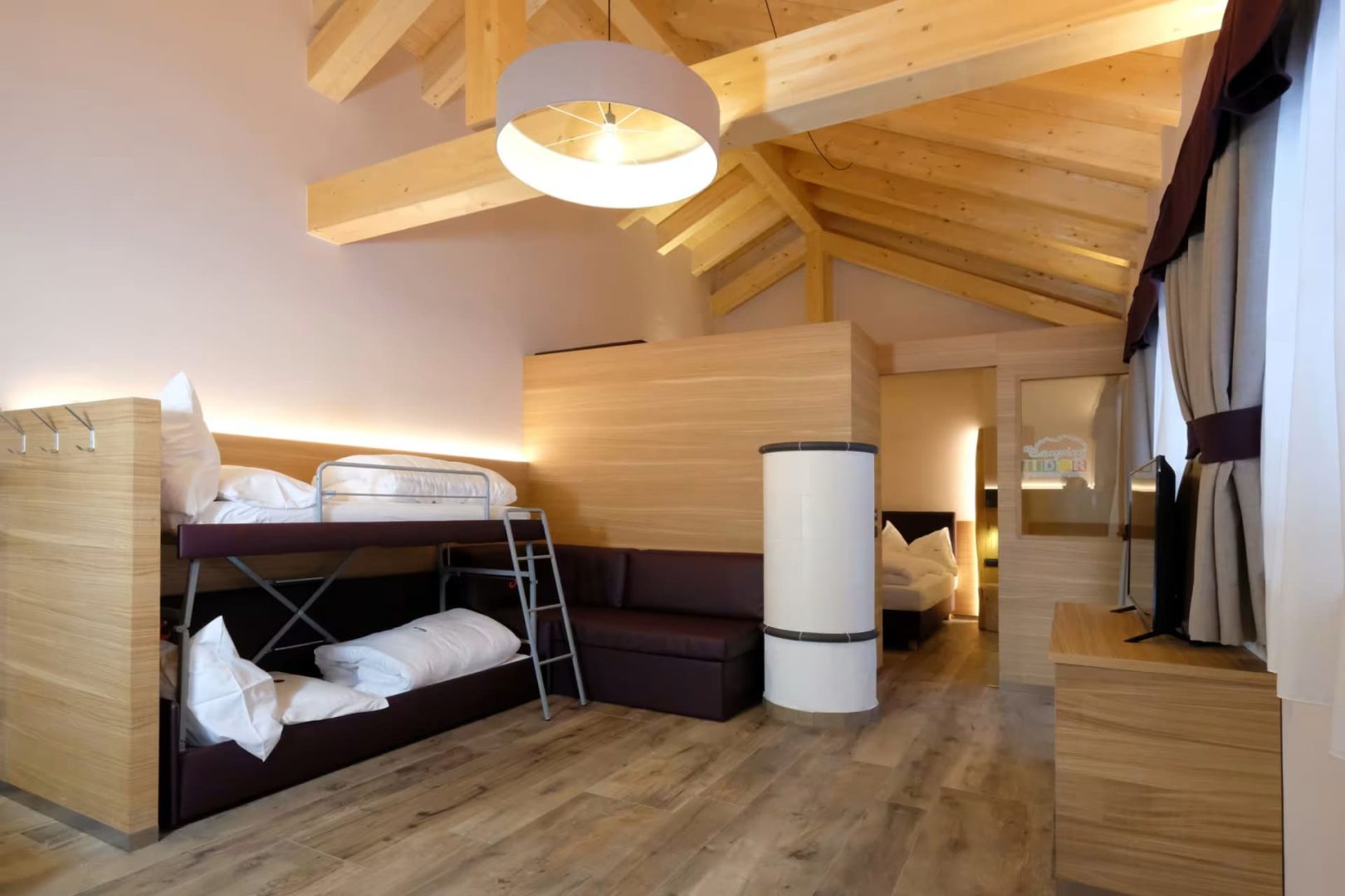 CAMPEGGI.COM 4. Camping Vidor 7 1620x1080