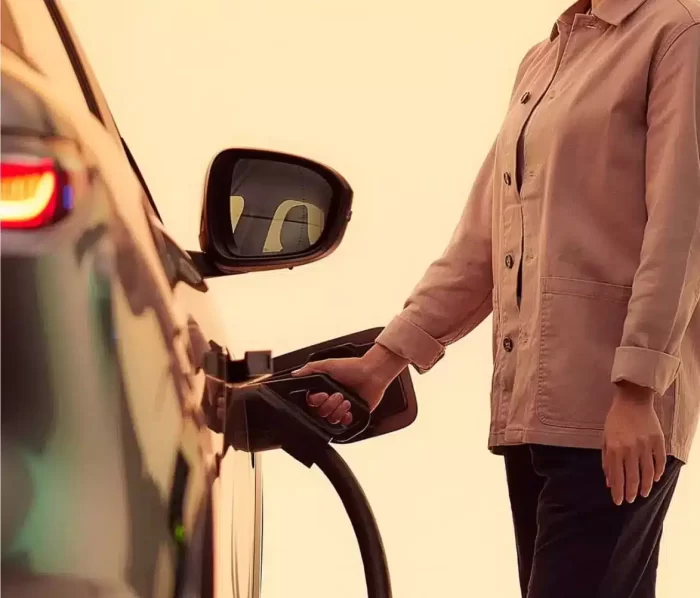 Electra accelerazione per la ricarica ultraveloce in Italia 1 scaled e1736423311235 700x598