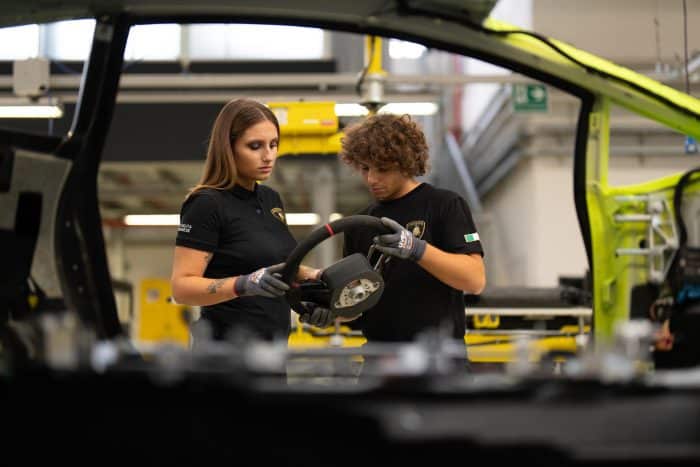 Fenomenale Lamborghini riceve per la 12esima volta la certificazione Top Employer Italia 1 700x467