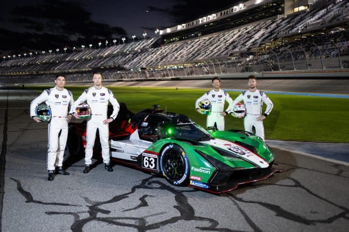 Lamborghini SC63 debutta alla 24 Ore di Daytona con il team ufficiale 4 700x467