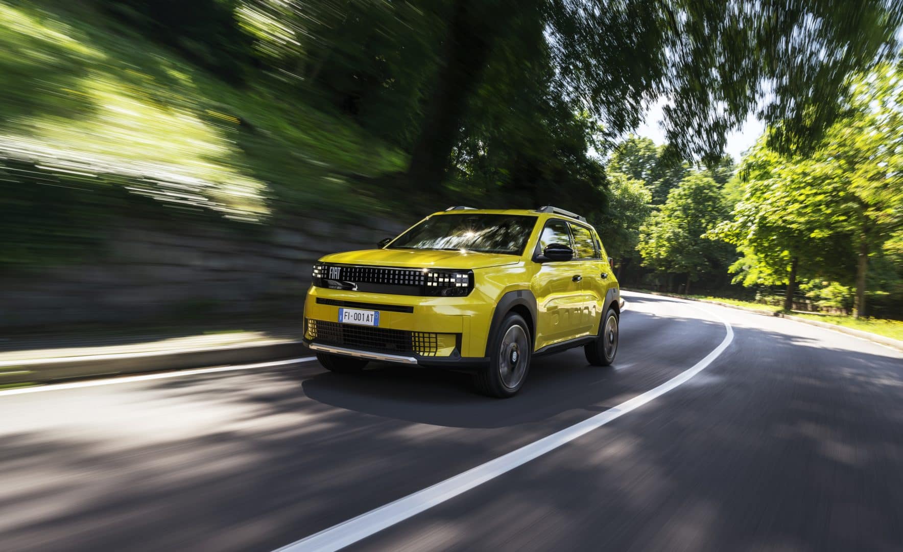 Nuovo Fiat Grande Panda 2025 su strada le foto ufficiali 163 1768x1080