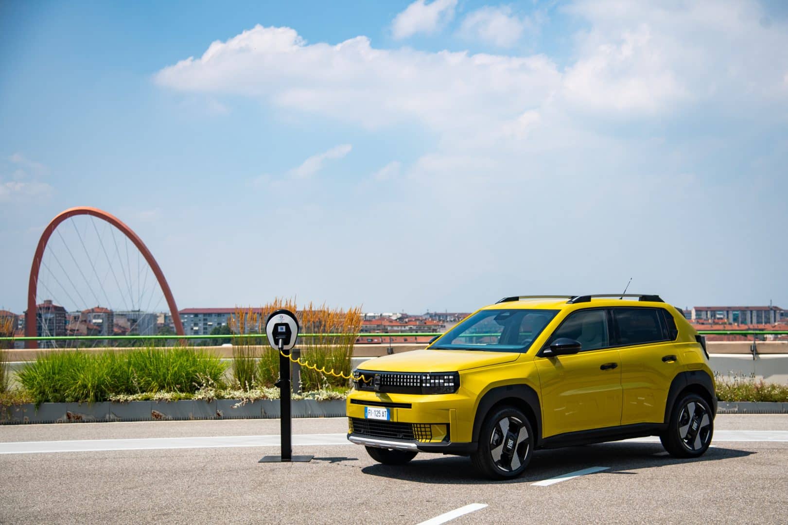 Nuovo Fiat Grande Panda 2025 su strada le foto ufficiali 2 1621x1080