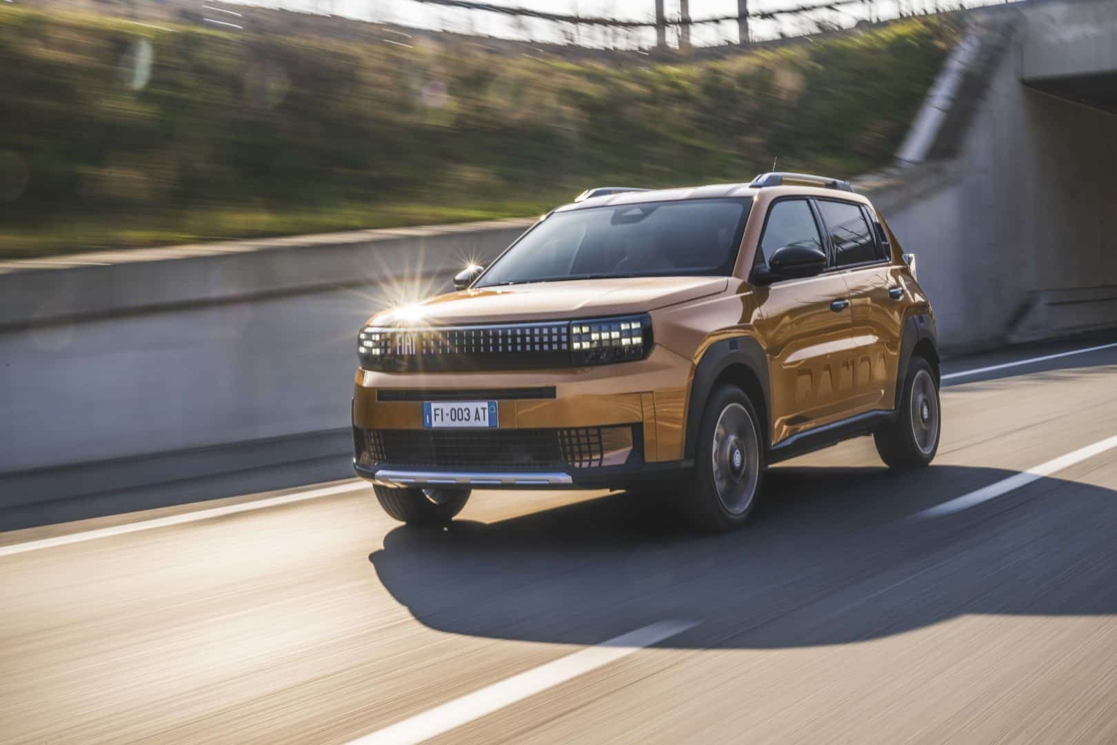 Nuovo Fiat Grande Panda 2025 su strada le foto ufficiali 59 1620x1080