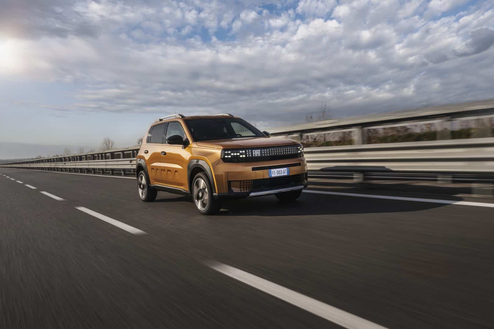 Nuovo Fiat Grande Panda 2025 su strada le foto ufficiali 60 1620x1080