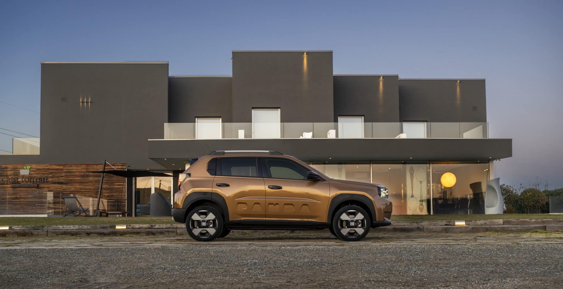 Nuovo Fiat Grande Panda 2025 su strada le foto ufficiali 77 1920x985